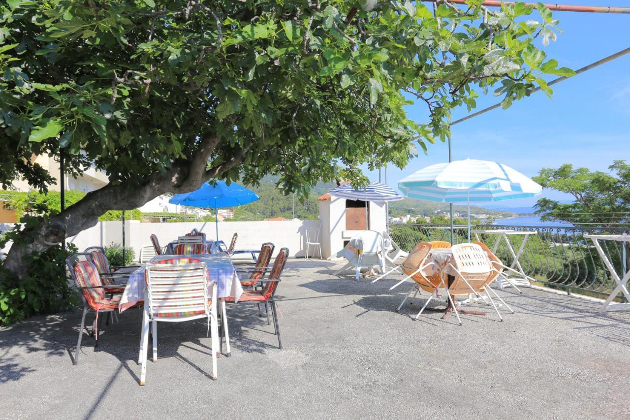 Apartments And Rooms With Parking Space Tucepi, Makarska - 5263 Bagian luar foto