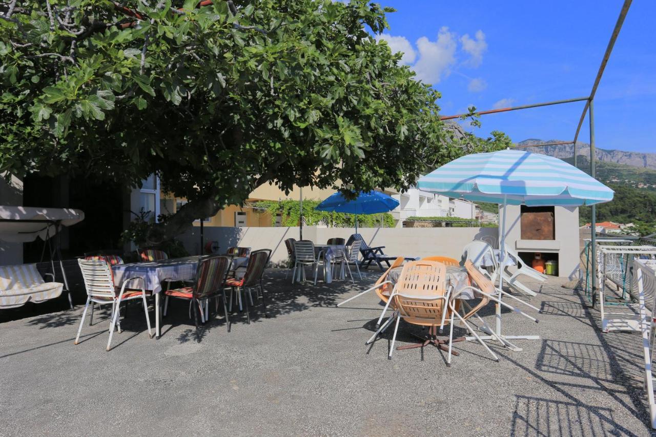 Apartments And Rooms With Parking Space Tucepi, Makarska - 5263 Bagian luar foto