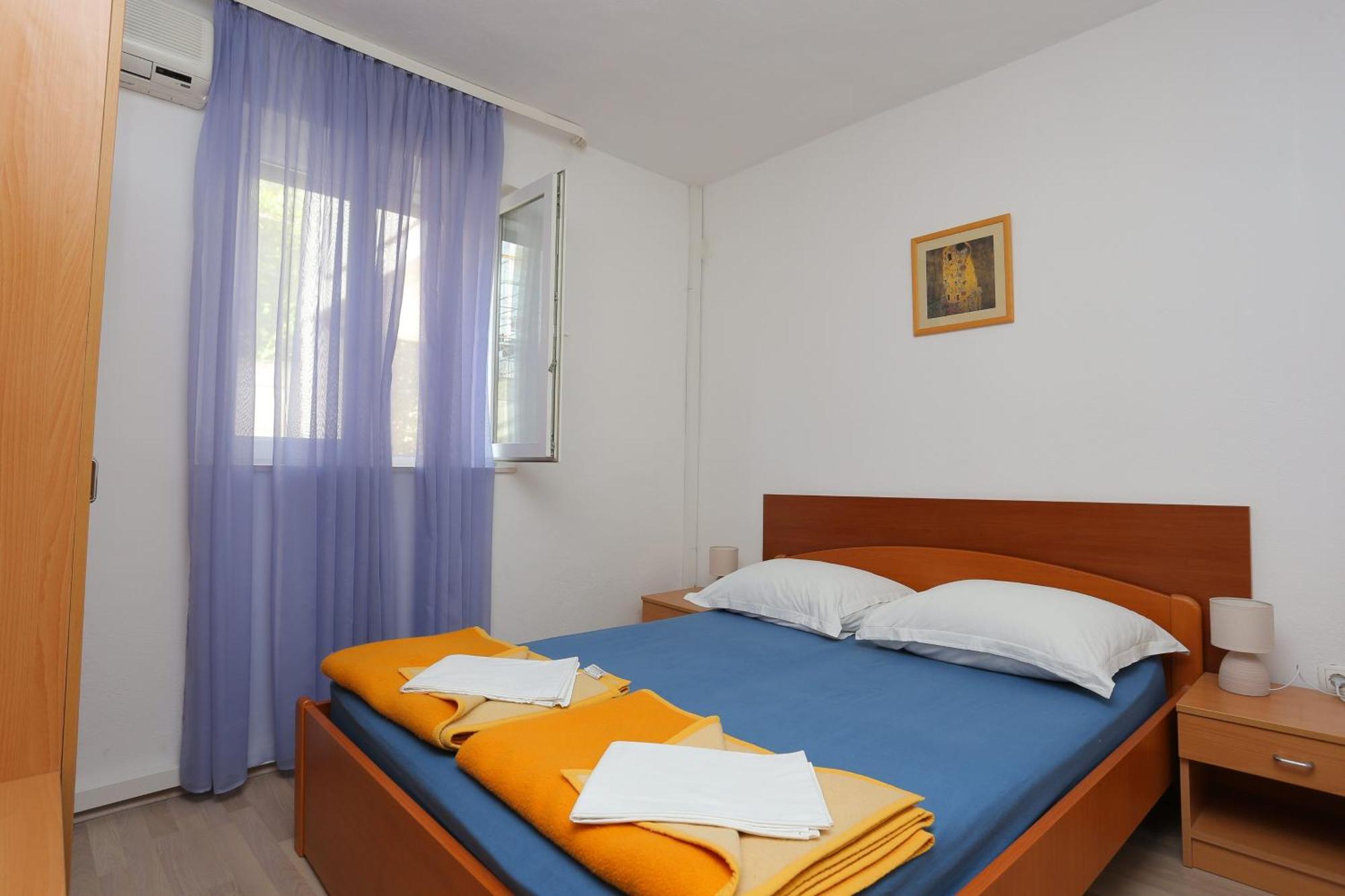 Apartments And Rooms With Parking Space Tucepi, Makarska - 5263 Bagian luar foto